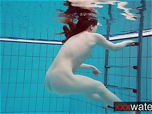 bouncy butt underwater Katrin